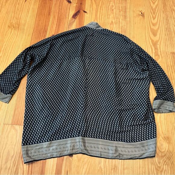 Anthropologie Love Kyla Kimono Cardigan Size LRG Floral Embroidered Silk Blend - Picture 11 of 11